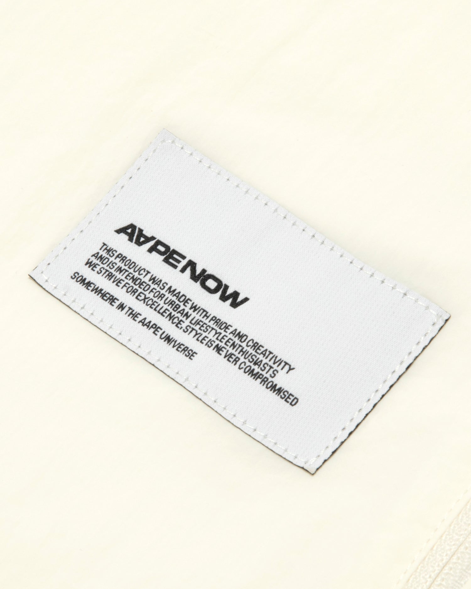 AAPLJM7770XXQIVX-pdp-3.jpg
