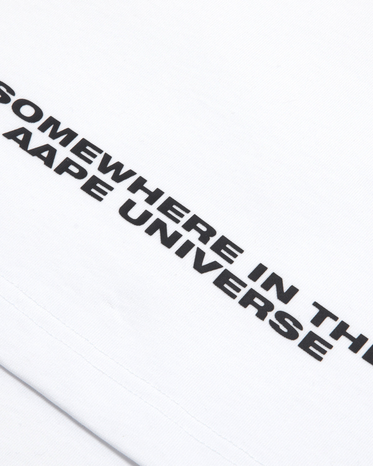 Camo moonface logo tee