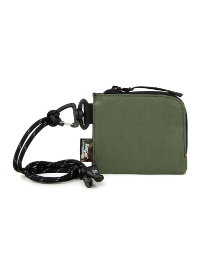 Half-zip pouch