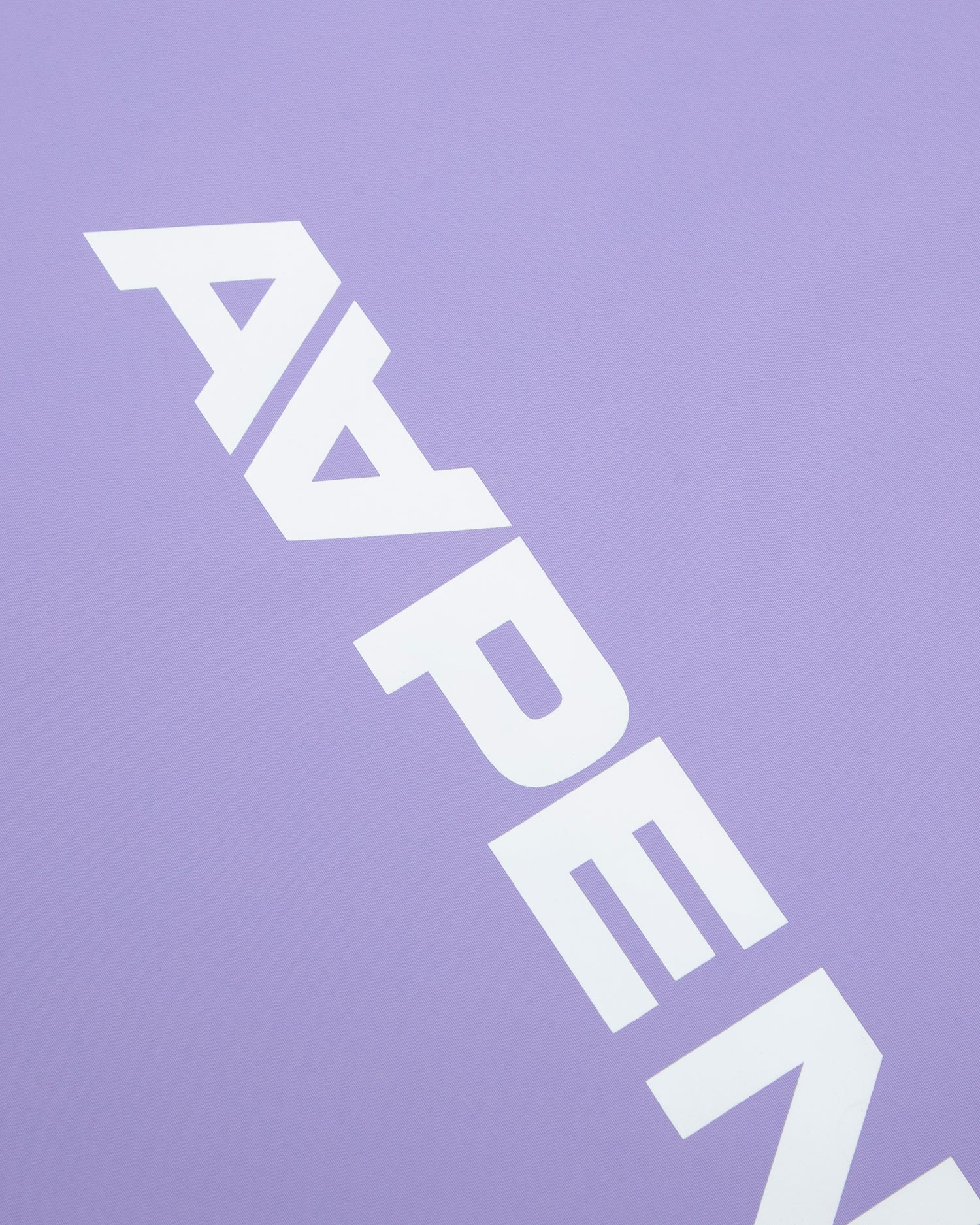 AAPLJM7496XXIPPL-pdp-4.jpg