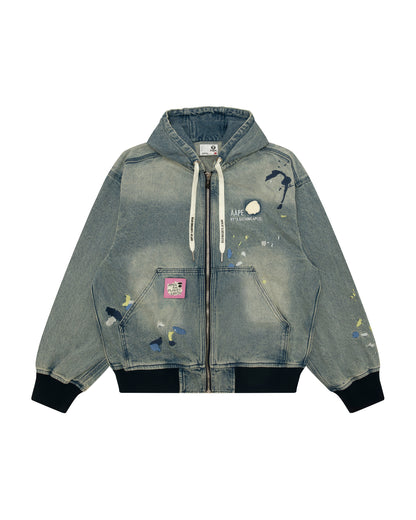 Hooded zip-up jacket