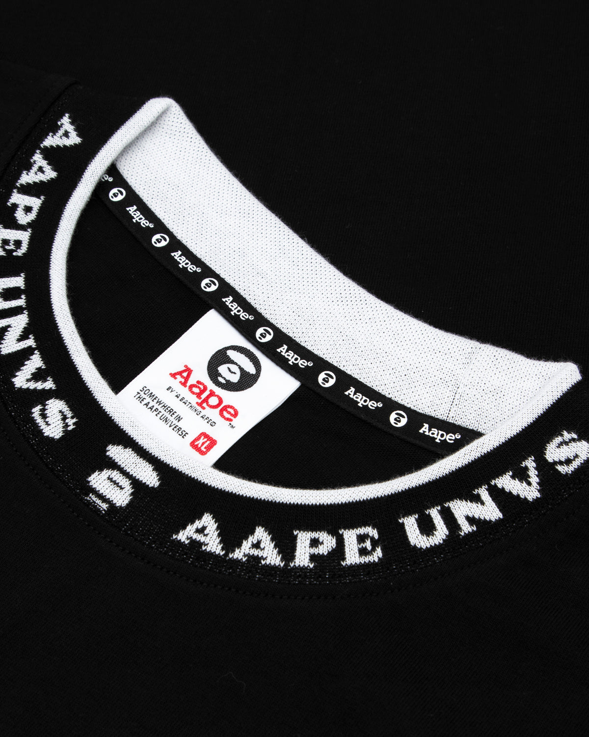 Graphic printed tee