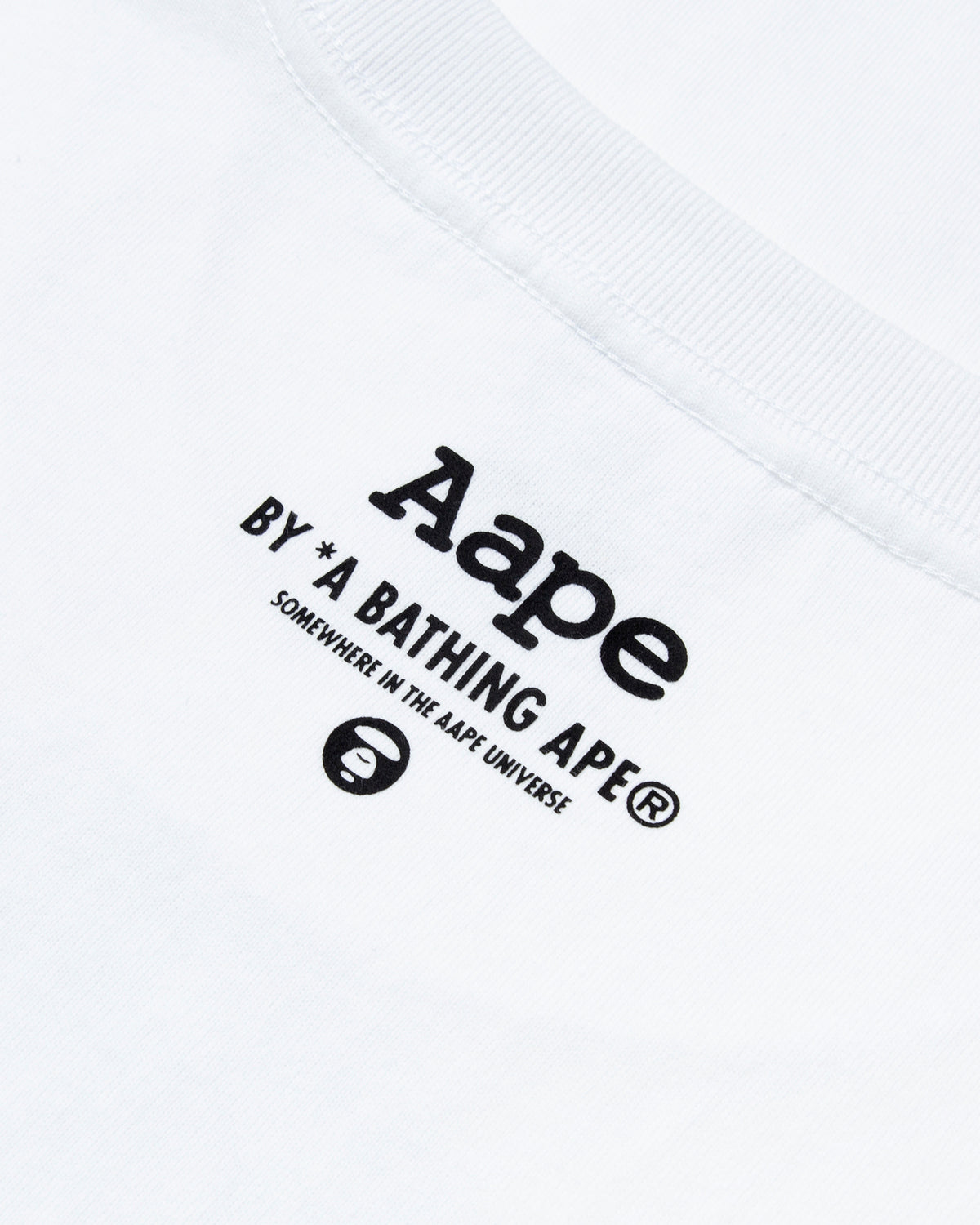 Moonface camo graphic tee