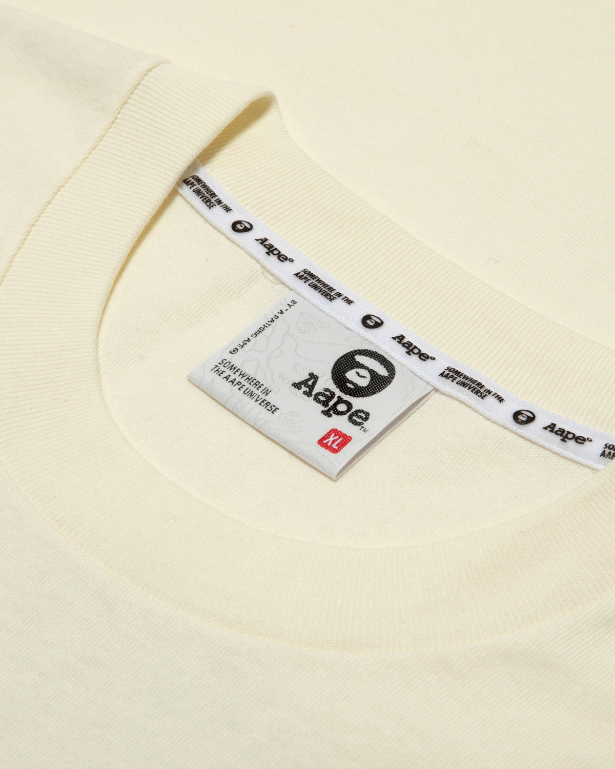 Graffiti logo print tee