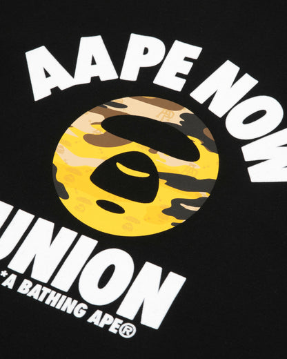 AAPENOW Moonface graphic tee