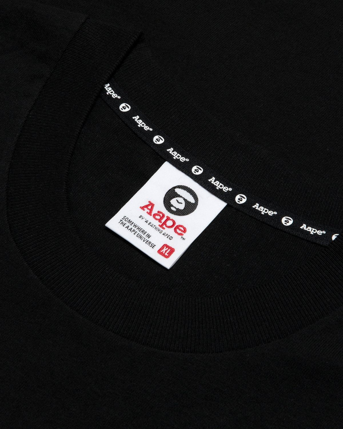 Moonface drip graphic tee